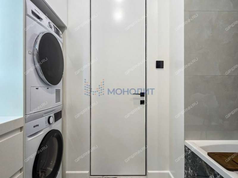 трёхкомнатная квартира на Большей Печёрской улице дом 89