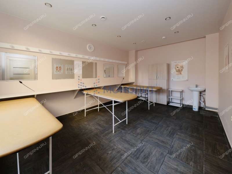 помещение под помещение свободного назначения на Дальней улице