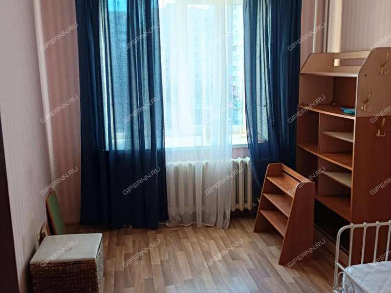 трёхкомнатная квартира на улице Ванеева дом 221