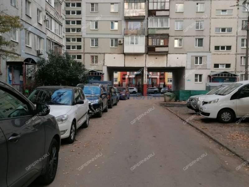 трёхкомнатная квартира на улице Строкина дом 8