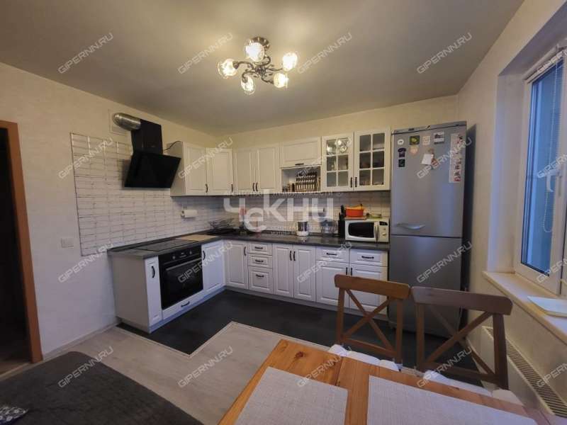 двухкомнатная квартира на Волжской набережной дом 24