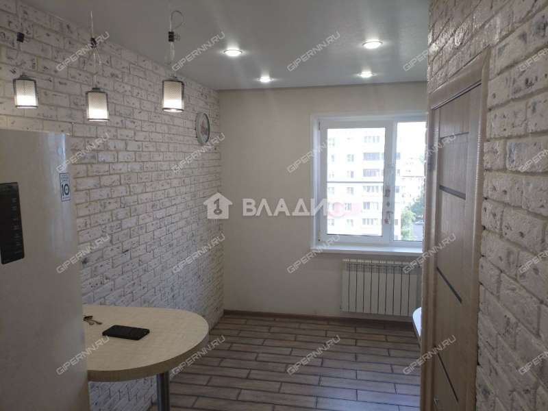 трёхкомнатная квартира на проспекте Ильича дом 42А