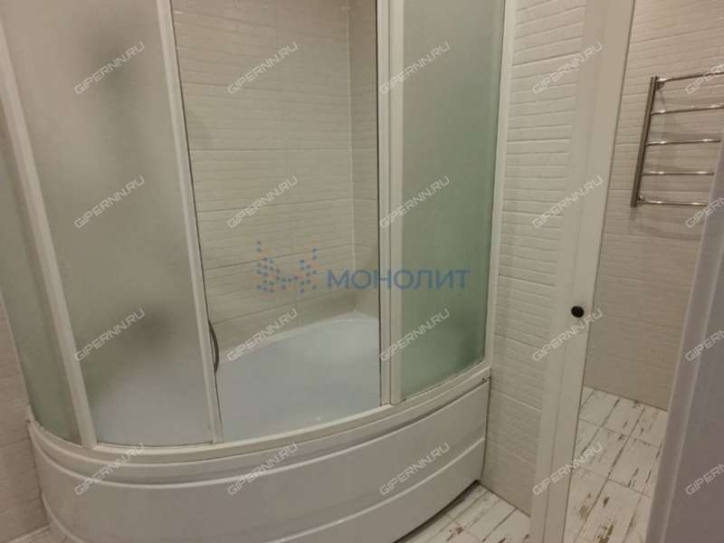 трёхкомнатная квартира на Лысогорской улице дом 89 к2