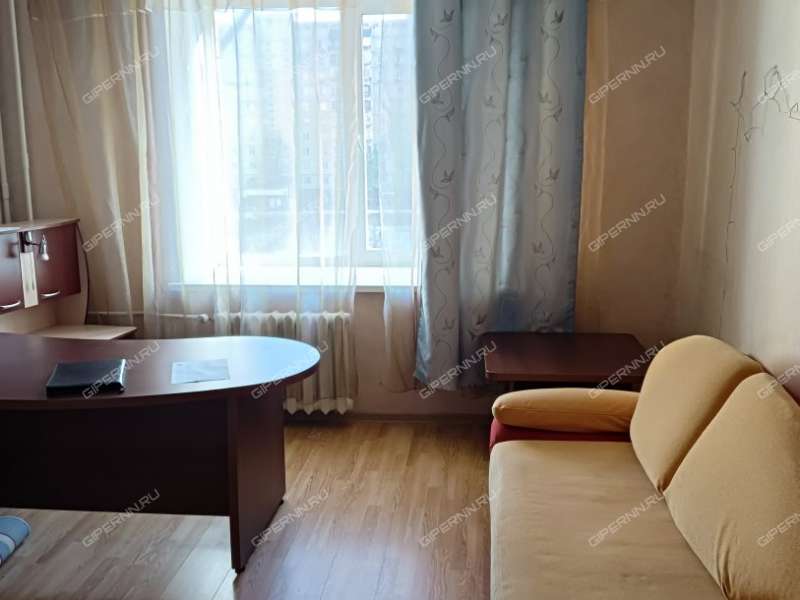 трёхкомнатная квартира на улице Ванеева дом 221