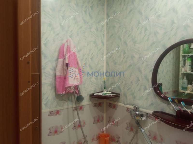 трёхкомнатная квартира на Центральной улице дом 6 село Лакша