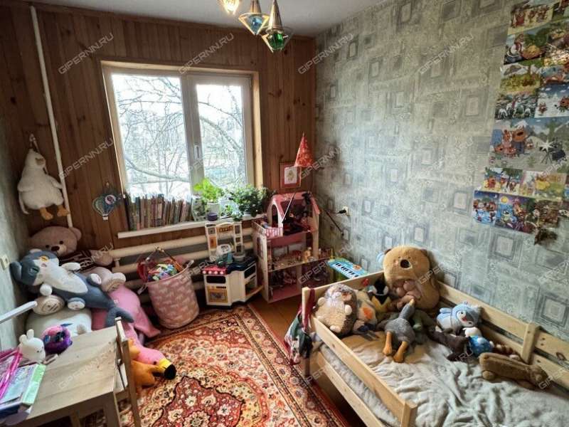 трёхкомнатная квартира на улице Красногорка дом 4 город Бор