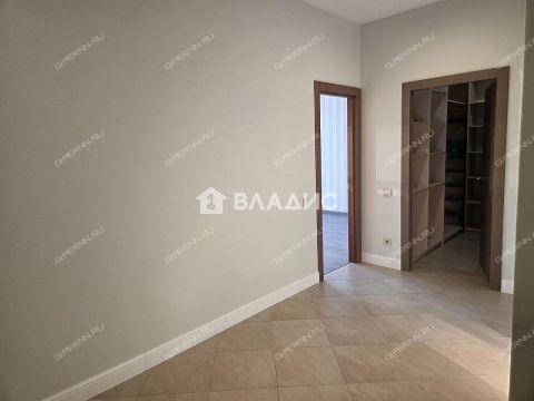 3-komnatnaya-per-koreyskiy-d-8 фото