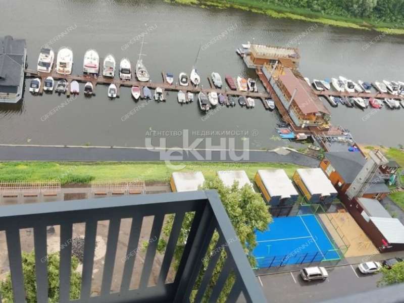 четырёхкомнатная квартира на Правдинской улице дом 43