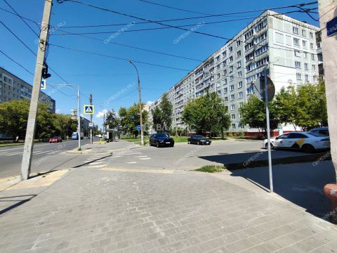3-komnatnaya-prosp-busygina-d-42 фото