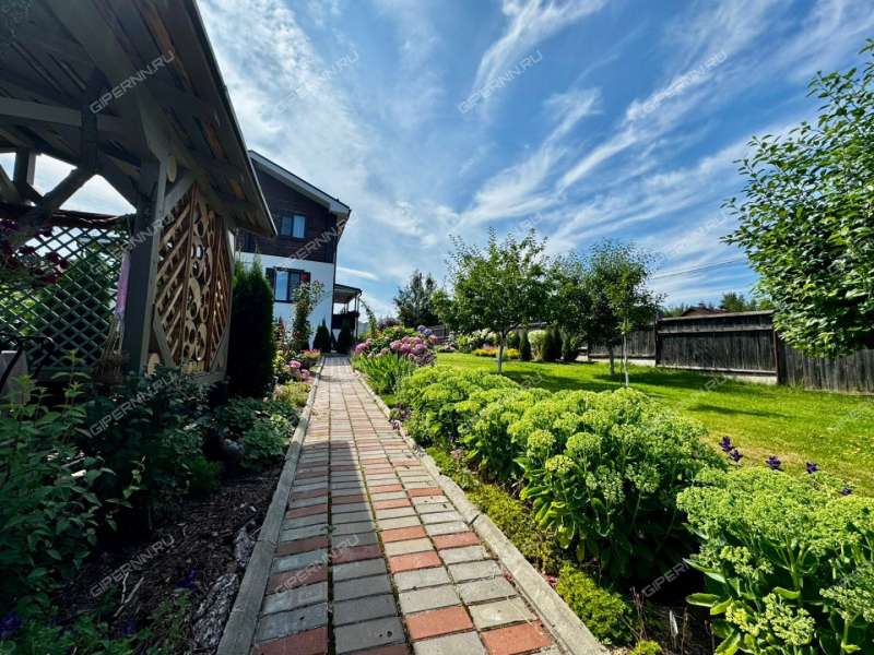 коттедж на Восточной улице село Великий Враг