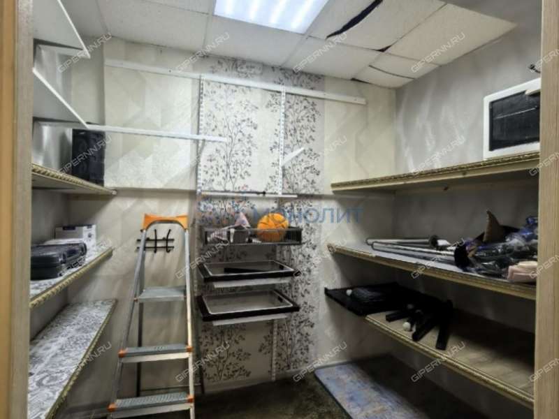 помещение под помещение свободного назначения, офис на Яблоневой улице