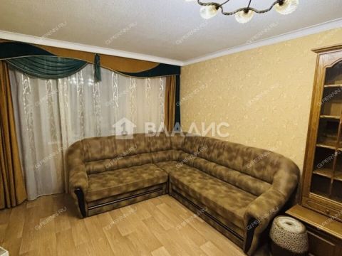 3-komnatnaya-ul-arhangelskaya-d-16 фото