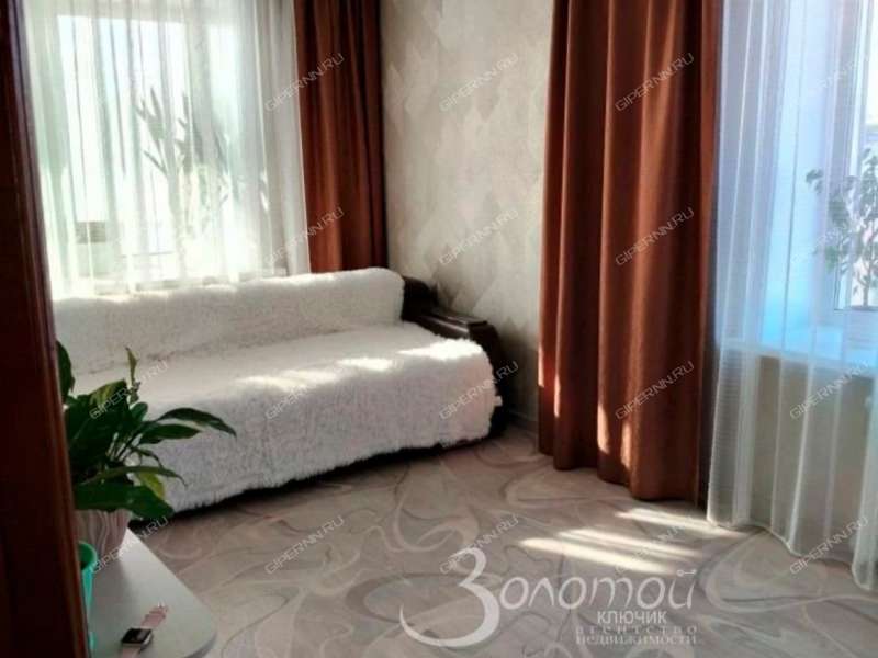 двухкомнатная квартира на улице Генерала Веденина дом 92 город Шахунья