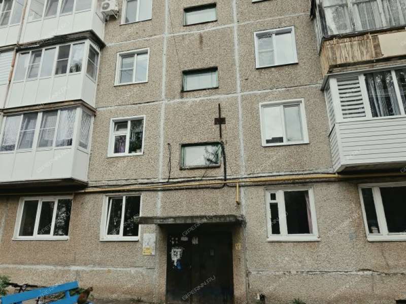 трёхкомнатная квартира на улице Строителей дом 5 город Лысково