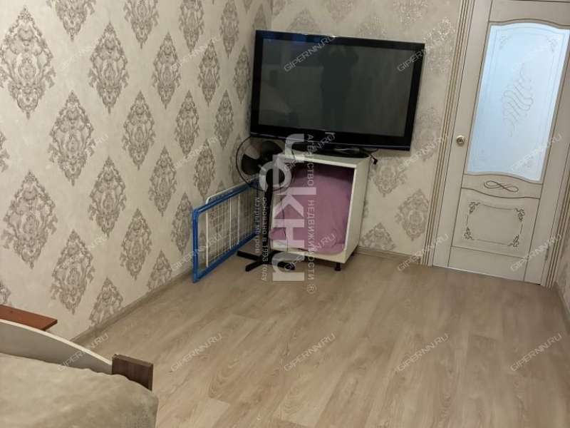 трёхкомнатная квартира на Московском шоссе дом 15