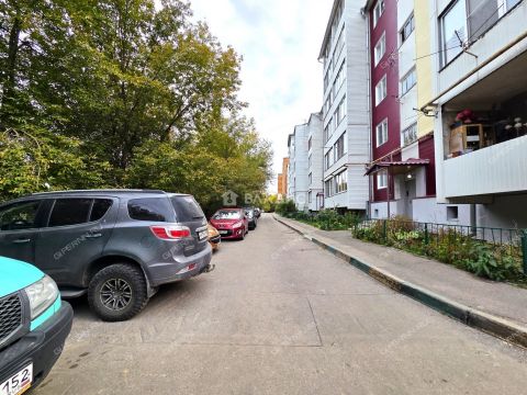 3-komnatnaya-ul-yablonevaya-d-14a фото