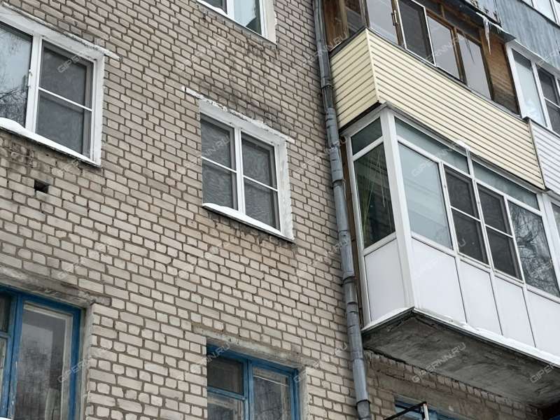 трёхкомнатная квартира на Республиканской улице дом 33 город Бор