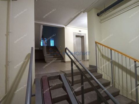 1-komnatnaya-ul-kompozitora-kasyanova-d-5b фото