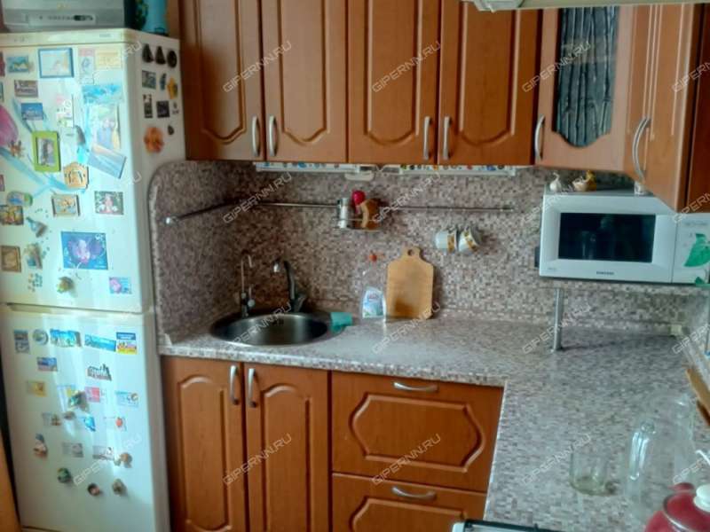 трёхкомнатная квартира на улице Ярошенко дом 7