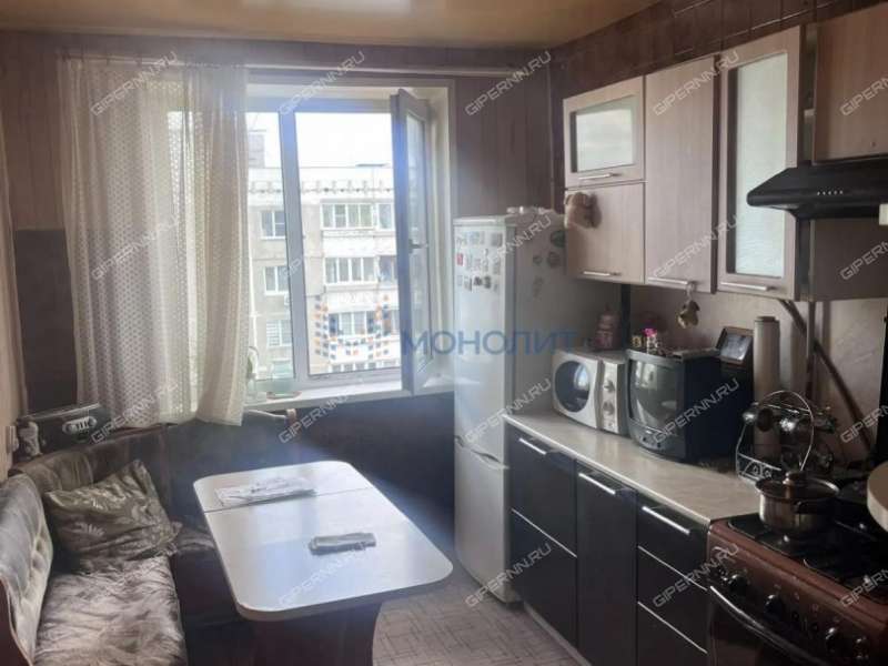 трёхкомнатная квартира на Тонкинской улице дом 12