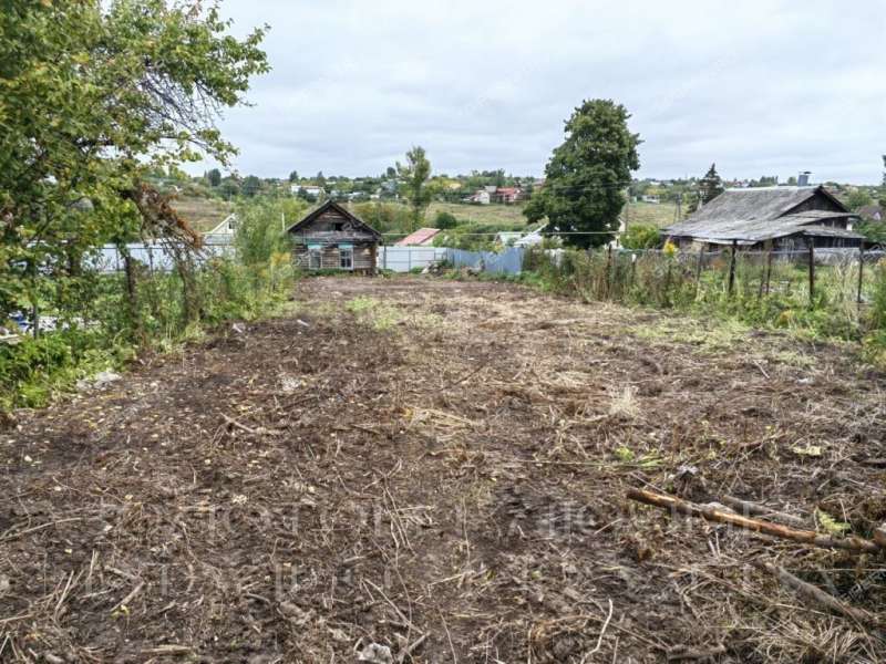 дом на Центральной улице деревня Хватково