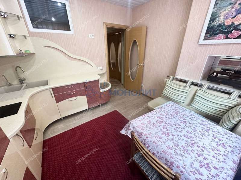 однокомнатная квартира на улице Июльских Дней дом 19