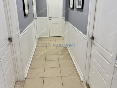 4-komnatnaya-ul-strokina-d-18 фото