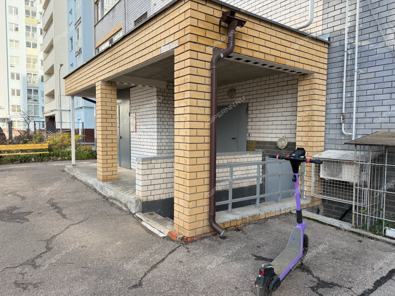 трёхкомнатная квартира на Деловой улице дом 22 к2