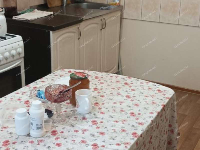 трёхкомнатная квартира на улице Генерала Зимина дом 30