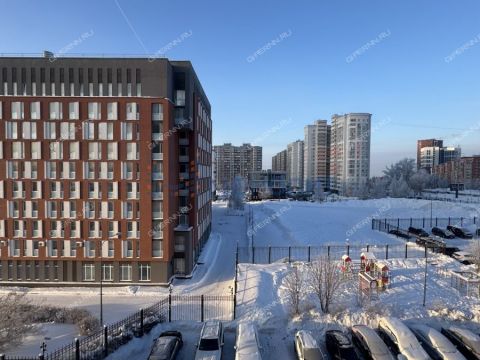 3-komnatnaya-ul-rodionova-d-167-k2 фото