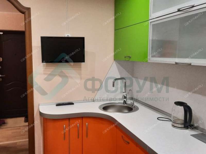 трёхкомнатная квартира на Московском шоссе дом 13