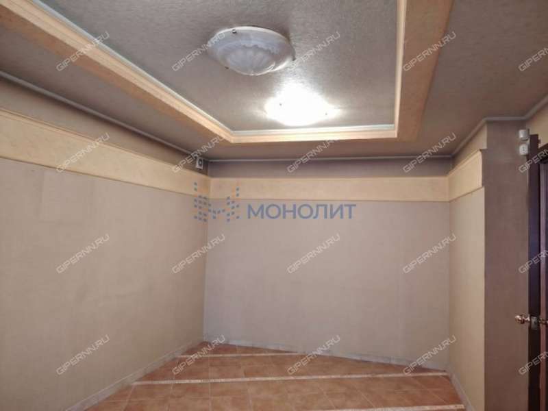 трёхкомнатная квартира на улице Петрищева дом 10 город Дзержинск