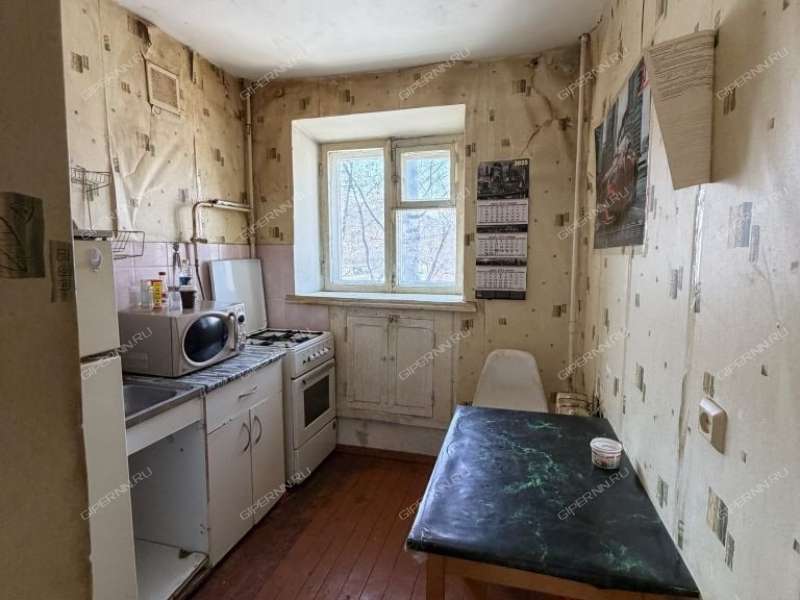 однокомнатная квартира на бульваре 60-летия Октября дом 8