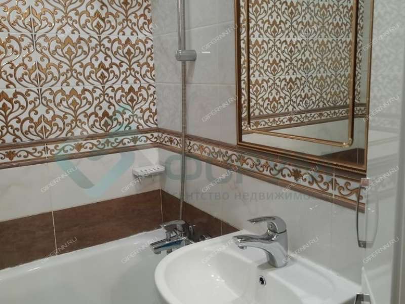 трёхкомнатная квартира на Московском шоссе дом 13