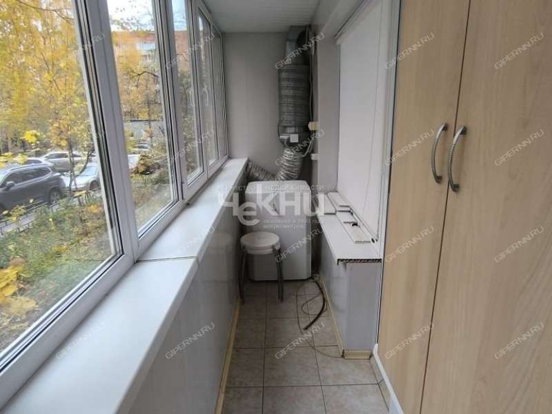 помещение под недвижимость под медицинские учреждения на улице Звездинка