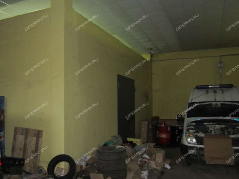 помещение под склад на Памирской улице