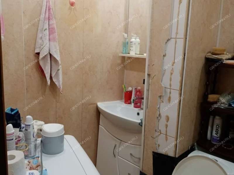 двухкомнатная квартира на улице Юлиуса Фучика дом 37