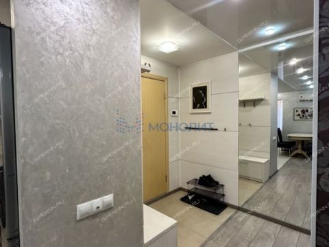 2-komnatnaya-ul-oktyabrskoy-revolyucii-d-45a фото