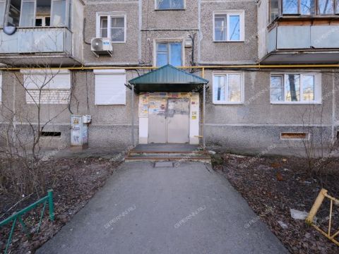 1-komnatnaya-ul-efremova-d-3 фото