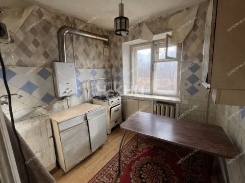 2-komnatnaya-ul-svetloyarskaya-d-25 фото