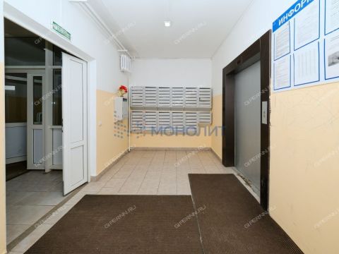 3-komnatnaya-ul-rodionova-d-39 фото