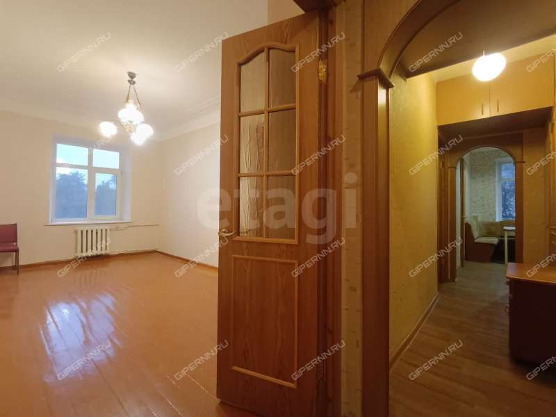 трёхкомнатная квартира на улице Чаадаева дом 19