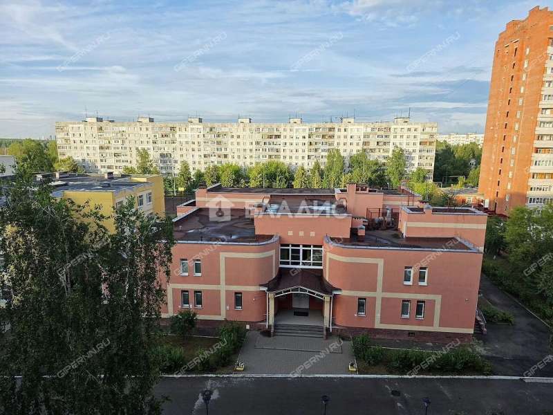 двухкомнатная квартира на улице Строкина дом 8