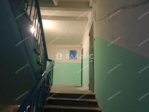 2-komnatnaya-ul-krasnodoncev-d-9 фото