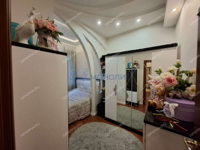 трёхкомнатная квартира на улице Октябрьской Революции дом 60