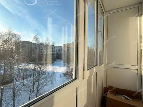 4-komnatnaya-ul-yuliusa-fuchika-d-7 фото