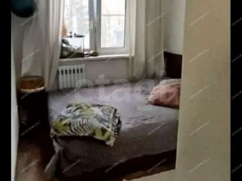 трёхкомнатная квартира на улице Адмирала Васюнина дом 12 к3