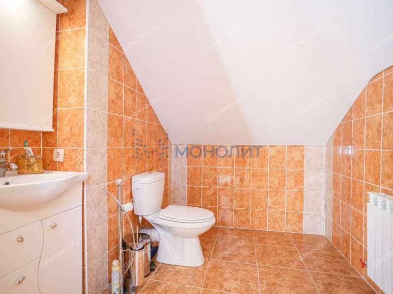 дом на улице Вали Котика