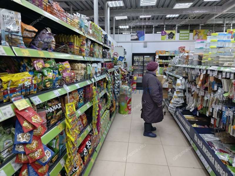 помещение под помещение свободного назначения, торговую площадь на Советской площади город Балахна