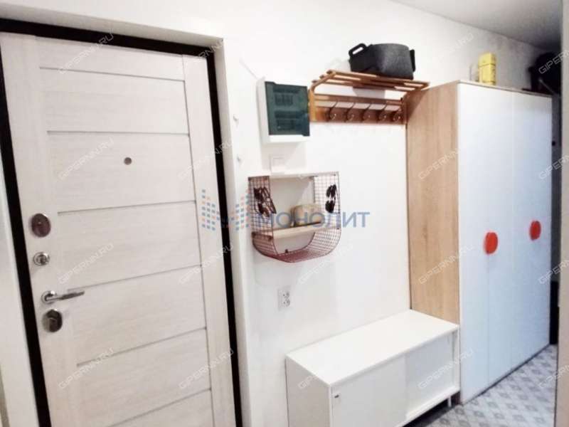 трёхкомнатная квартира на улице Сергея Есенина дом 16